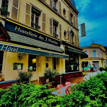 Hotel Des 3 Marches- Logis Hotel Restaurant Le Vésinet Esterno foto